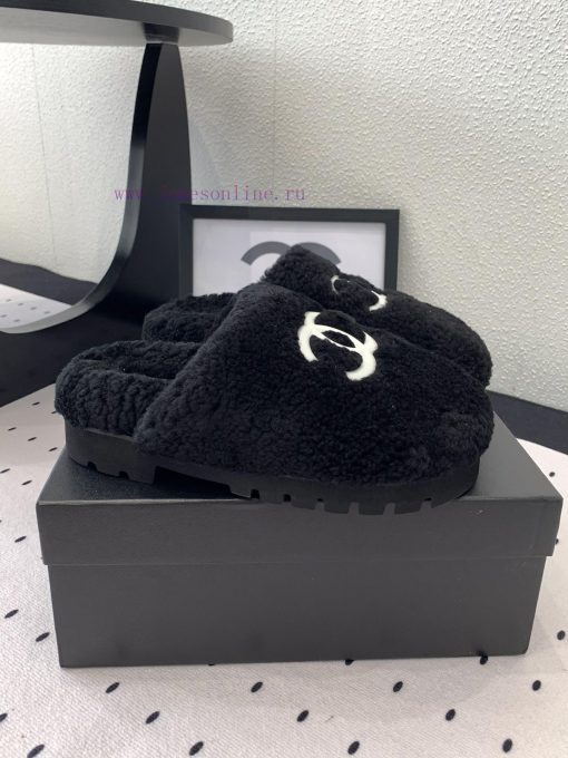 Chanel's new thick soled hairy shoes are fashionable and stylish, with a delicate and soft tr4etsj3c - Image 3