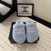 P Chanel's new thick soled fur shoes are fashionable and stylish on the feet, with a delicata6e9i6b0