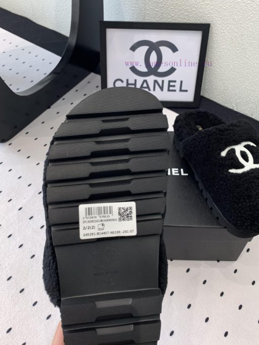 Chanel's new thick soled hairy shoes are fashionable and stylish, with a delicate and soft tr4etsj3c - Image 10
