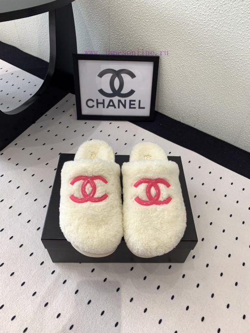 Chanel's new thick soled hairy shoes are fashionable and stylish, with a delicate and soft tp8bdvk0e - Image 2