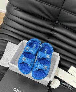 Chanel 24 new wool Velcro sandal series with foam outsoleAutumn and Winter Wool SeriesAll wokrkti8i1