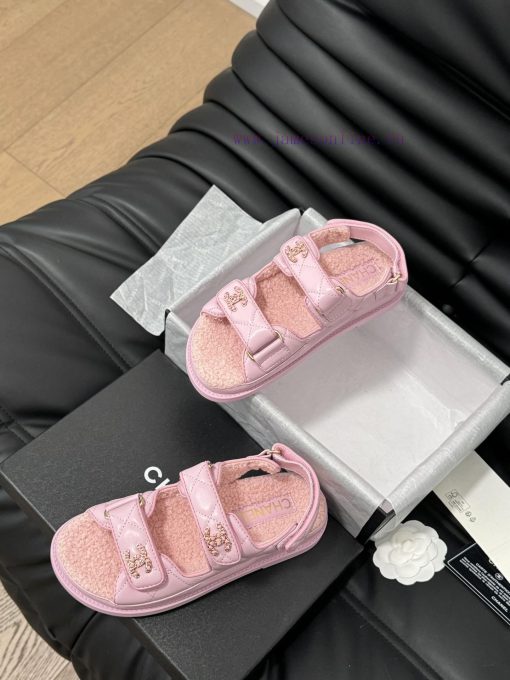 Chanel 24 new wool Velcro sandal series with foam outsoleAutumn and Winter Wool SeriesAll wo2mgphyag - Image 9