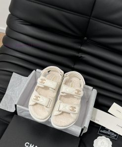 Chanel 24 new wool Velcro sandal series with foam outsoleAutumn and Winter Wool SeriesAll wokl8ev7qt