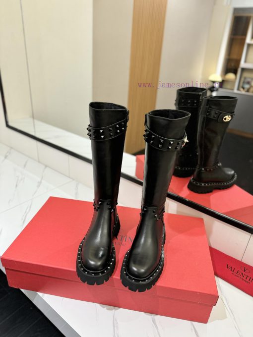 VALENTINO GARAVANIVL - V Knight Boots - Outer V-Lock Layout Design - Inner Zipper Opening Toh1kxw56q - Image 4