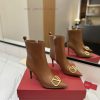 𝑉𝐴𝐿𝐸𝑁𝑇𝐼𝑁𝑂 Valentino ͥ Purchasing LevelThe new season's Warren boots and shoes are also so bef90dgym4