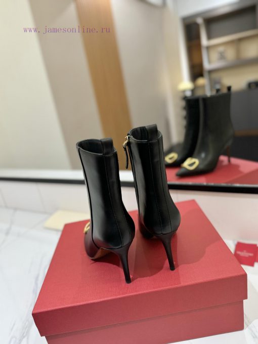 𝑉𝐴𝐿𝐸𝑁𝑇𝐼𝑁𝑂 Valentino ͥ Purchasing LevelThe new season's Warren boots and shoes are also so besooduus2 - Image 9