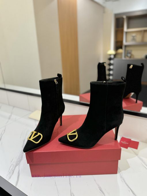 𝑉𝐴𝐿𝐸𝑁𝑇𝐼𝑁𝑂 Valentino ͥ Purchasing LevelThe new season's Warren boots and shoes are also so bezmww1dcv - Image 7