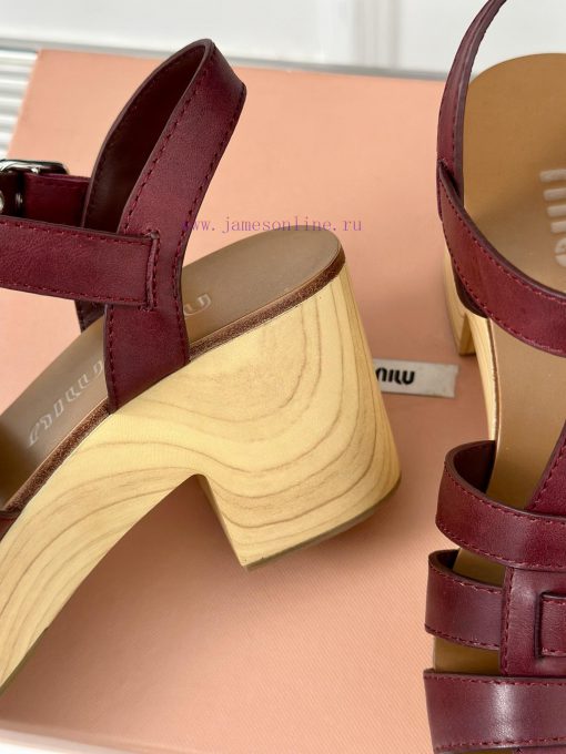 MIU MIU/Miu Miu Classic Waterproof Platform Thick Heel Pig Cage SandalsThis sandal is really3i9nv29i - Image 7