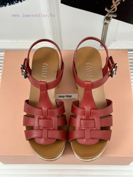 MIU MIU/Miu Miu Classic Waterproof Platform Thick Heel Pig Cage SandalsThis sandal is reallybtf6bqg6 - Image 5