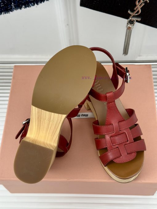 MIU MIU/Miu Miu Classic Waterproof Platform Thick Heel Pig Cage SandalsThis sandal is reallybtf6bqg6 - Image 10
