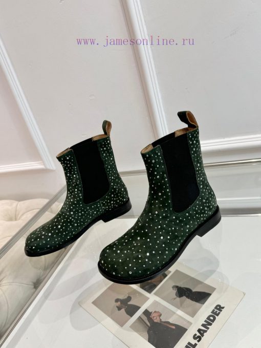 Loewe's popular new style, combined with the overall original last shape, is fashionable and7sbj0iao