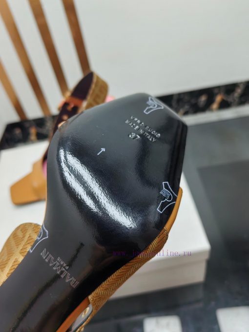 Out, Balmain 2025 Spring/Summer Fashion Metal Buckle High Heel SandalsBrand Balmain 𝘽𝙖𝙡𝙢𝙖𝙞𝙣 2hn8u20u - Image 6