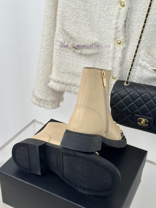 Chanel | Chanel 24P Autumn/Winter New ProductDouble C metal chain color blocked short bootsCqw4ei0oh - Image 10