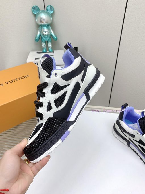 LV's new Skate sneakers have a unique style with a genuine leather face and lucky clover. Thx0oi913q - Image 6