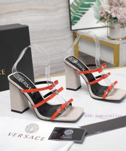 The mostVersace series launchedThe most high-end colors are bright and suitable for pairing k73ukqtg