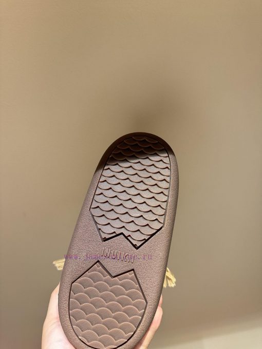 ￼ The Beauty of Cold from SwitzerlandInuikii fur integrated anti slip and height increasing wkehz7ic - Image 8