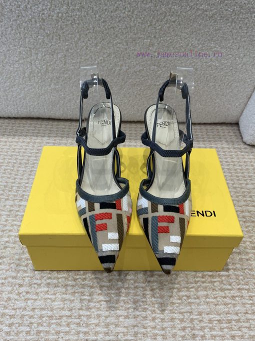 Fendi 24ss Fendi series double FF pointed high-heeled sandalsA must-have FF trailer every ye2orvgaia