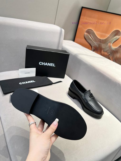 ️𝗖𝗛𝗔𝗡𝗘𝗟𝟐 4B Chanel high school retro loafersChanel's Granny Chanel is a big head loafers tha1xu57xnn - Image 6