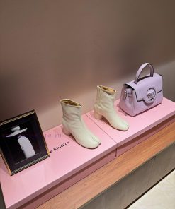 MaisonMargiela MM6 Magilla Classic Split Toe Boot SeriesThe identification of the purchasingwkg8vpeu