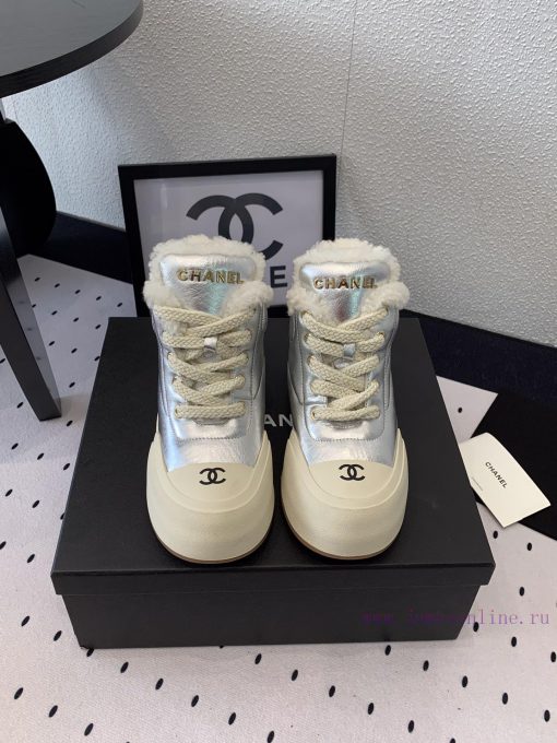 Chanel's new autumn and winter Martin boots are top-notch, super comfortable and warm on theqfy96bd5 - Image 2