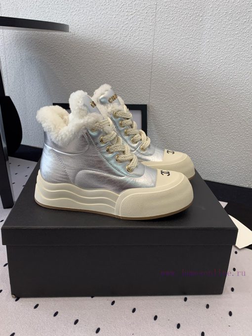 Chanel's new autumn and winter Martin boots are top-notch, super comfortable and warm on theqfy96bd5 - Image 3