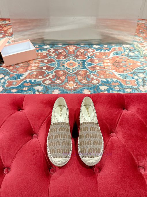 Miumiu 2024 new casual shoes fisherman shoesGrass woven shoes with grass woven insole * made3djds2pn
