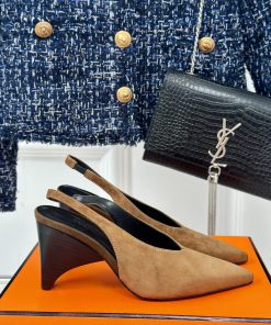 Herm è s/Herm è s Classic High Heel Pointed SandalsExtremely retro design with a strong exot7dlu75ns