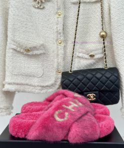 Chanel | Chanel 24K Early Autumn New Product Letter Cross Hair DragChanel's shoes never disaz5wpayzt