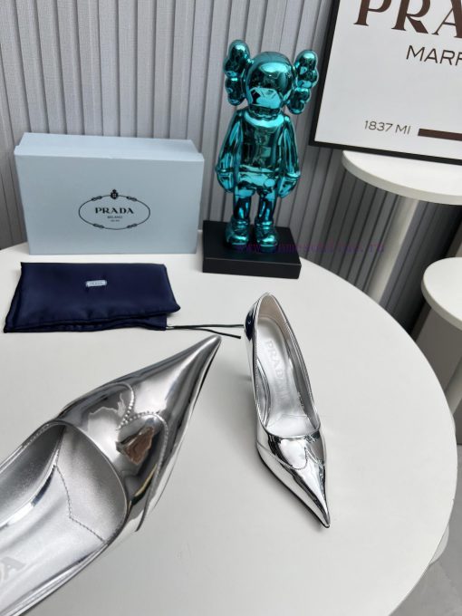 2024 SSS launches Prada's latest collection of long and short boots, sandals, single shoes, b3nfnypj - Image 8
