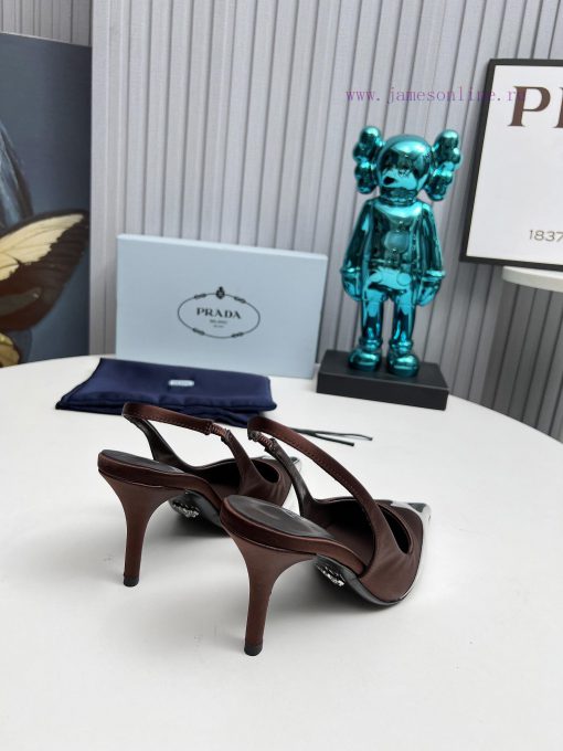 2024 SSS launches Prada's latest collection of long and short boots, sandals, single shoes, 95m1hxmd - Image 9