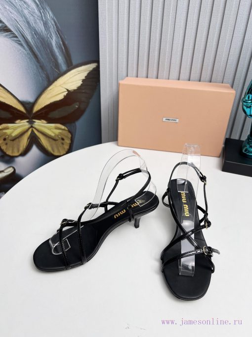 The 2024 new product MIU MIU has a brand new and super beautiful decoration combination, fulcxkq9d1v - Image 4