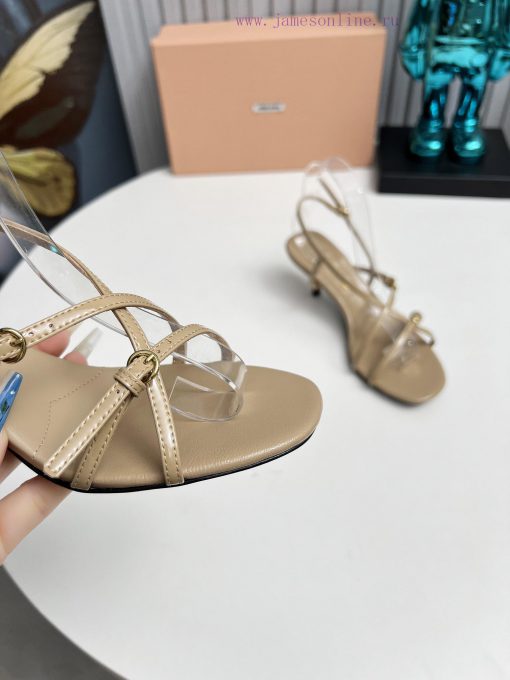 The 2024 new product MIU MIU has a brand new and super beautiful decoration combination, ful22k4vvlm - Image 9