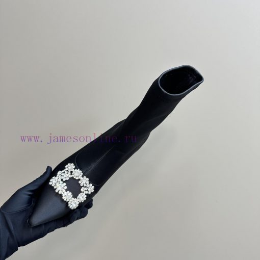 Virgule is a representative work of the brand, founded in 1963. Its sloping curve is unforgea4uydu42 - Image 8