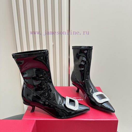 Virgule is a representative work of the brand, founded in 1963. Its sloping curve is unforgem2pakchv - Image 4