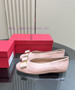 FERRAGAMO 24/ 🩰 Ferragamo Ballet Flat Shoes FAM's high-frequency exposure in this issue, bals34iml9e