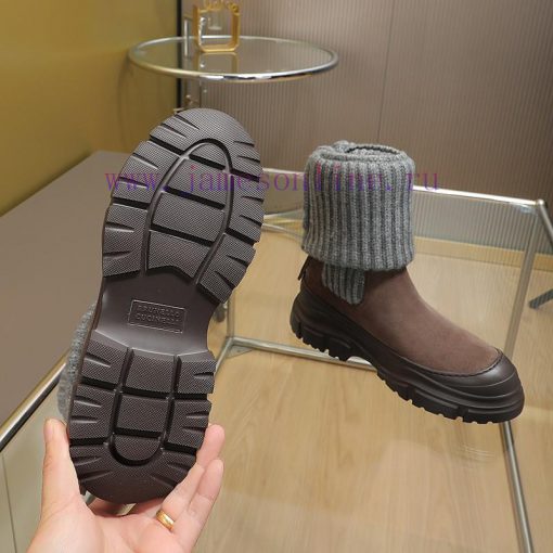 The Brunello Cucinelli boots, inspired by the classic Le Fu shoes, define the modern and elevwg9q56s - Image 7