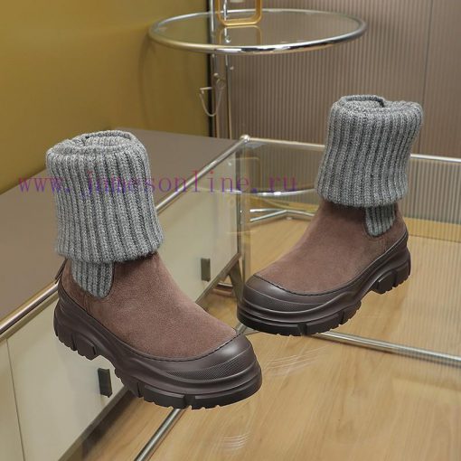 The Brunello Cucinelli boots, inspired by the classic Le Fu shoes, define the modern and elevwg9q56s - Image 9