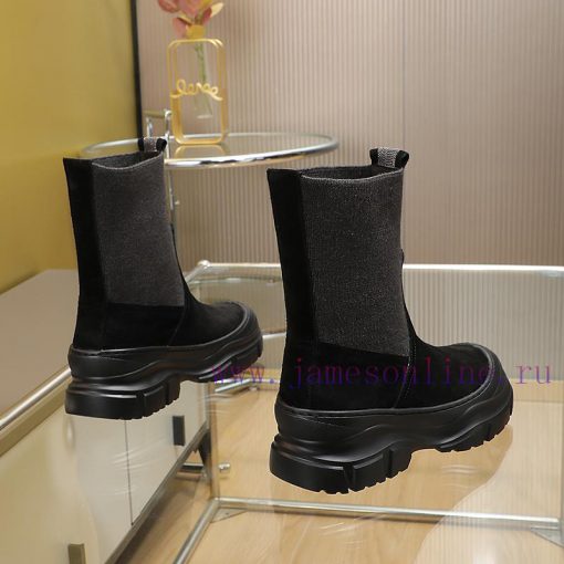 The Brunello Cucinelli boots, inspired by the classic Le Fu shoes, define the modern and elevit1lows - Image 4