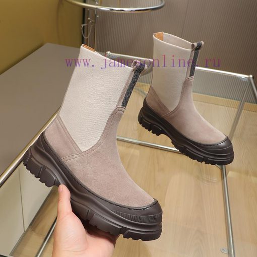 The Brunello Cucinelli boots, inspired by the classic Le Fu shoes, define the modern and ele7j6lsi2g - Image 3