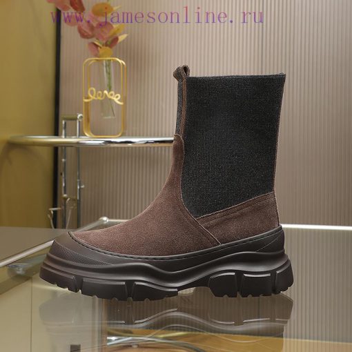 The Brunello Cucinelli boots, inspired by the classic Le Fu shoes, define the modern and ele497cxege - Image 7