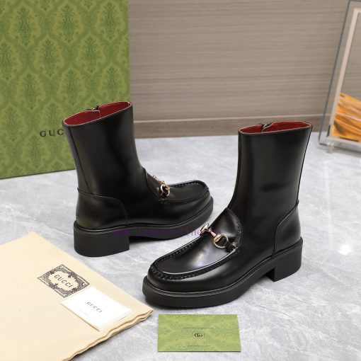 The mostThe latest GUCCI groove pattern for autumn and winter 2024, with a small bee bottom rh46d0us