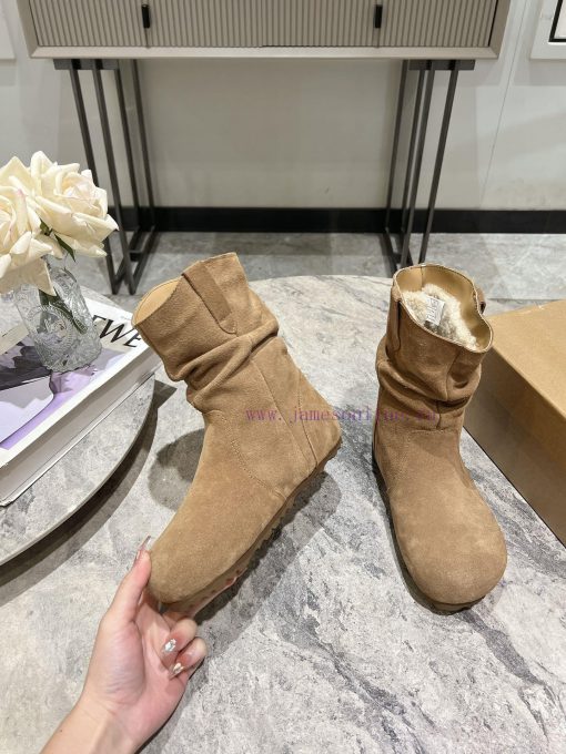 Ugg. Sharks are really crazy this yearDuidui Boken wrinkled short bootsKorean retro soft fuf5rzo0kty - Image 4