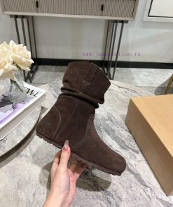 Ugg. Sharks are really crazy this yearDuidui Boken wrinkled short bootsKorean retro soft fuf6vi711qm