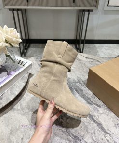 Ugg. Sharks are really crazy this yearDuidui Boken wrinkled short bootsKorean retro soft fuflp35nskh