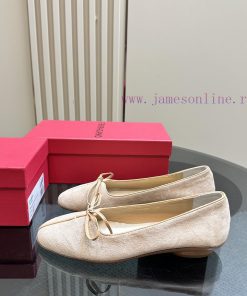FERRAGAMO 24/ 🩰 Ferragamo Ballet Flat Shoes FAM's high-frequency exposure in this issue, balzzf37zsr