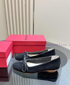 FERRAGAMO 24/ 🩰 Ferragamo Ballet Flat Shoes FAM's high-frequency exposure in this issue, baly8n5x9tr