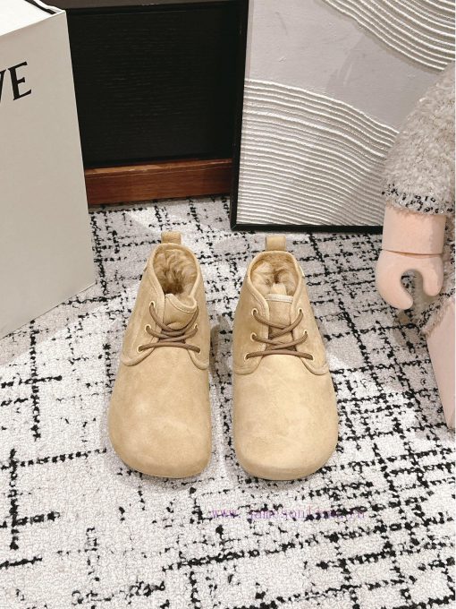 Top qualityLoewe ss24 new arrival～Luoyiwei autumn and winter new lace up wool snow bootsThe 9gc1n6cs - Image 2
