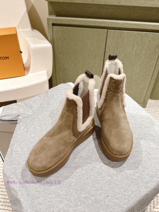 | ²⁰²4 𝐬𝐬  🤍🤎 Synchronize the latest deer skin printed short bootsLouis Vuitton LV exudes 82olnah6 - Image 4
