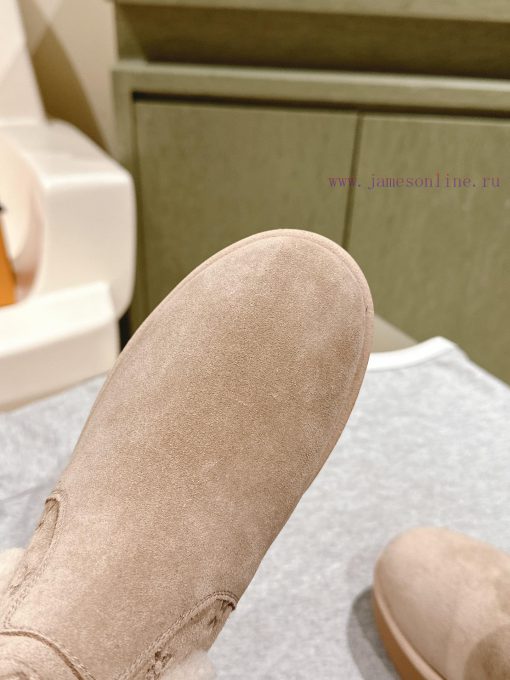 | ²⁰²4 𝐬𝐬  🤍🤎 Synchronize the latest deer skin printed short bootsLouis Vuitton LV exudes 9xkgigy8 - Image 5