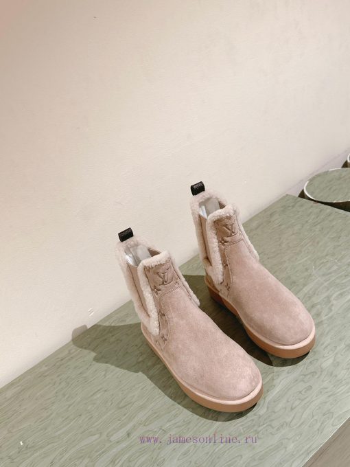| ²⁰²4 𝐬𝐬  🤍🤎 Synchronize the latest deer skin printed short bootsLouis Vuitton LV exudes 9xkgigy8 - Image 8